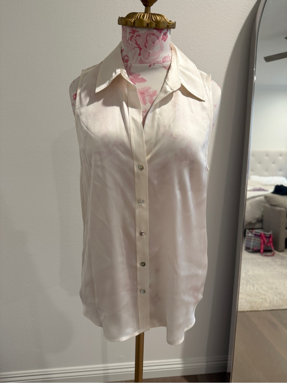 L'AGENCE Silk Blouse - Ivory
